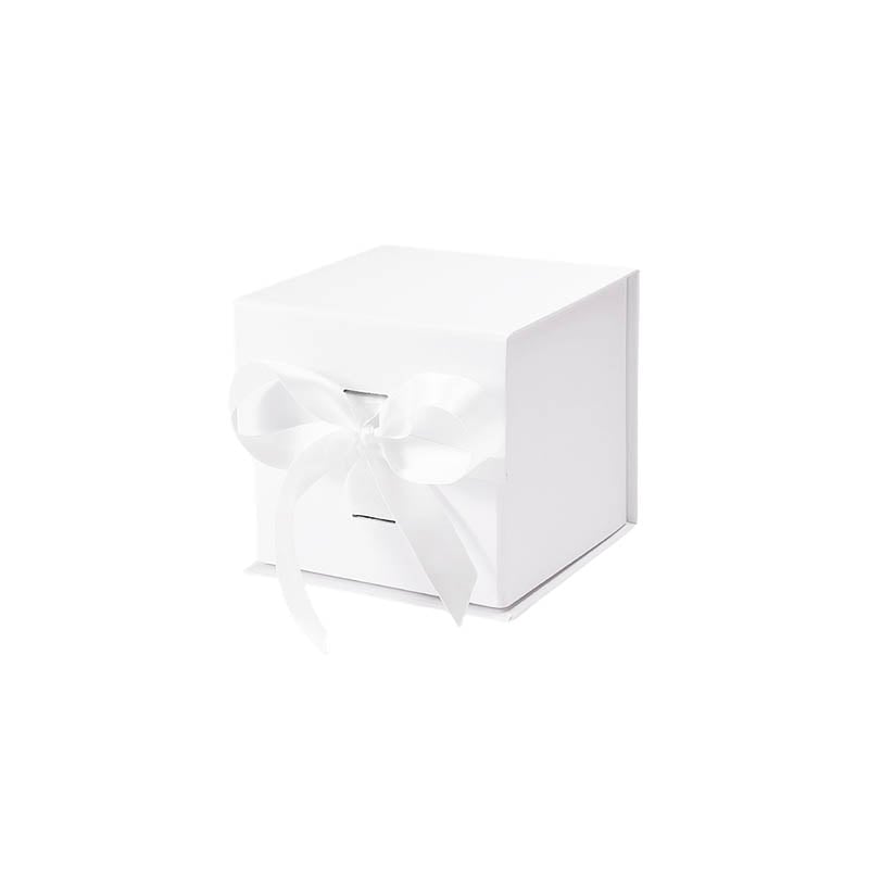 Magnetic Gift Box with Ribbon 120x120x120mm White - 50/Pack - dimensions